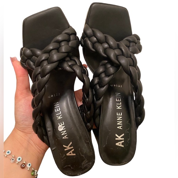 Anne Klein heels - Picture 5 of 7